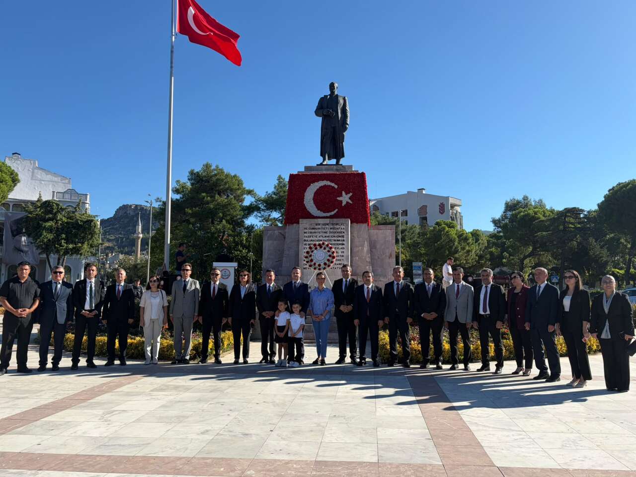 Muğla’da İlköğretim Haftası İçin Çelenk Sunuldu 5